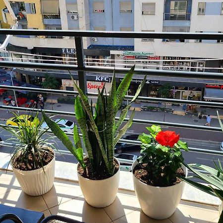Marinela Apartment Tiranë Ngoại thất bức ảnh