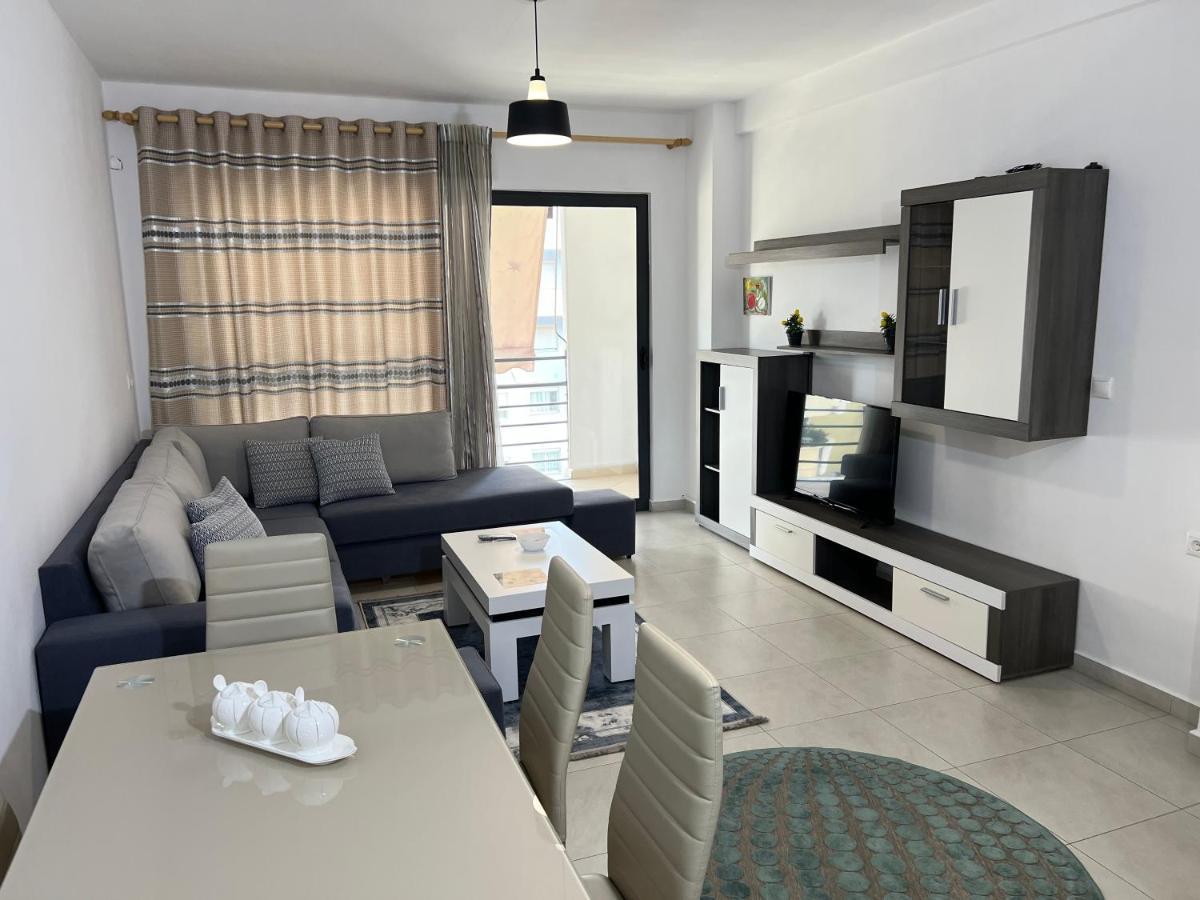 Marinela Apartment Tiranë Ngoại thất bức ảnh