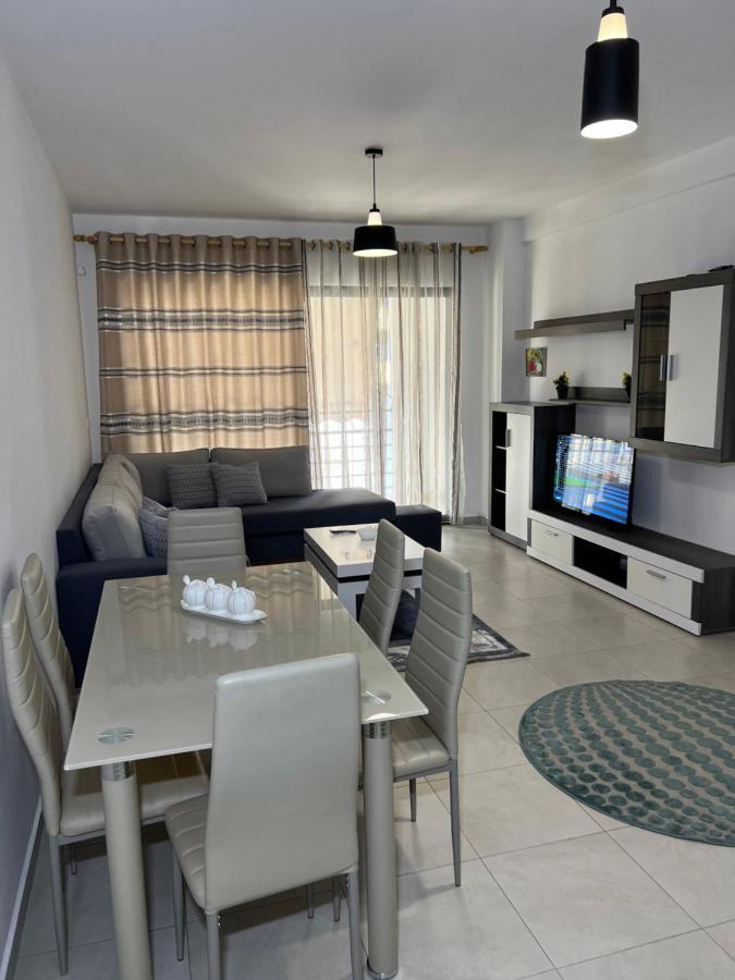 Marinela Apartment Tiranë Ngoại thất bức ảnh
