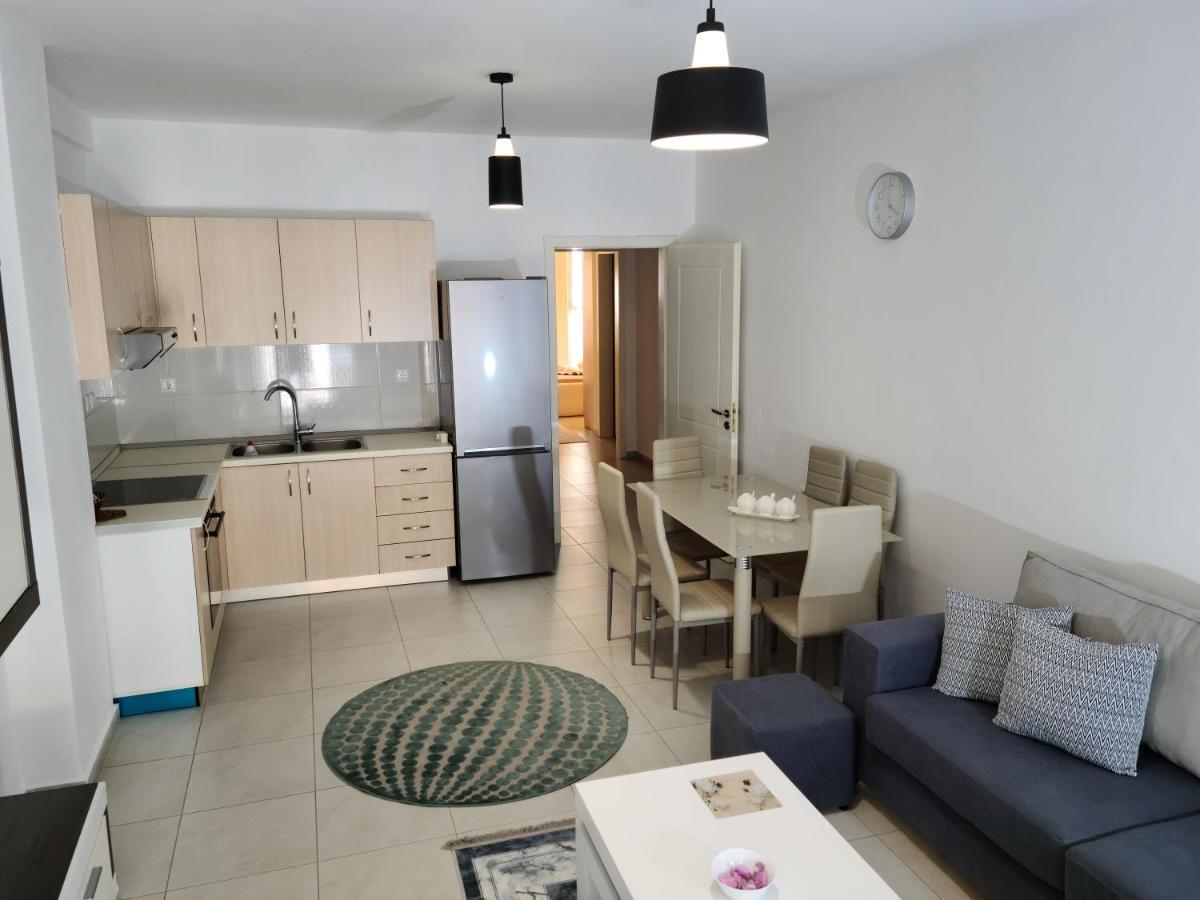 Marinela Apartment Tiranë Ngoại thất bức ảnh