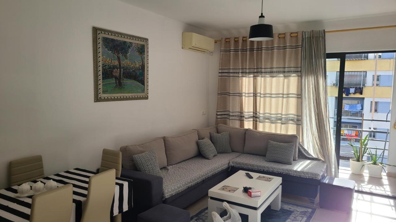 Marinela Apartment Tiranë Ngoại thất bức ảnh
